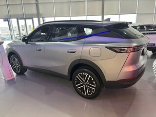 2026 Omoda C7, серебристый, 3099000 рублей, вид 2