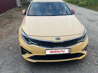 2019 Kia Optima IV Рестайлинг, жёлтый, 1000000 рублей, вид 1