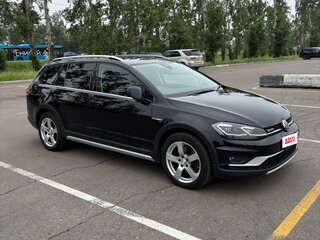 2018 Volkswagen Golf Alltrack VII Рестайлинг, чёрный, 1650000 рублей, вид 3