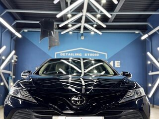 2018 Toyota Camry VIII (XV70), чёрный, 3200000 рублей, вид 3