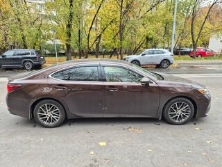 2015 Lexus ES 200 VI Рестайлинг, коричневый, 2100000 рублей, вид 2
