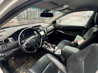 2015 Toyota Camry VII (XV50) Рестайлинг, белый, 1850000 рублей, вид 5