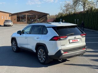 2022 Toyota RAV4 V (XA50), белый, 2790000 рублей, вид 5
