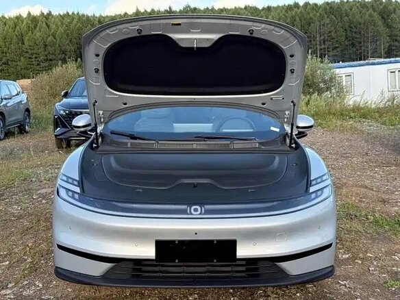 2026 Changan Qiyuan A06 51.48 kWh, серебристый - вид 5