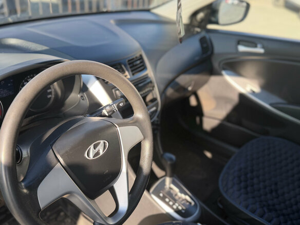 2011 Hyundai Solaris I, синий, 790000 рублей - вид 3