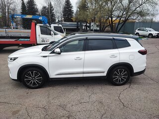 2023 Chery Tiggo 8 Pro I, белый, 2000000 рублей, вид 4