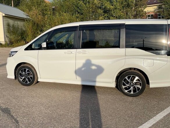2021 Honda Stepwgn V Рестайлинг, белый, 2600000 рублей - вид 6