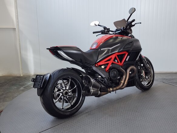 2015 Ducati Diavel Carbon, чёрный, 847000 рублей - вид 7