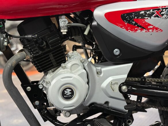 2023 Bajaj Boxer BM 150X, красный - вид 8