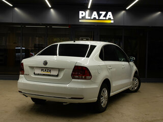 2015 Volkswagen Polo V Рестайлинг, белый, 1069000 рублей, вид 4