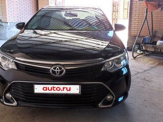 2016 Toyota Camry VII (XV50) Рестайлинг, чёрный, 2150000 рублей, вид 1