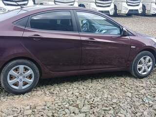 2012 Hyundai Solaris I, фиолетовый, 750000 рублей, вид 3