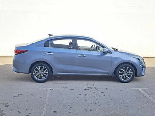 2020 Kia Rio IV Рестайлинг, серый, 1520000 рублей, вид 4