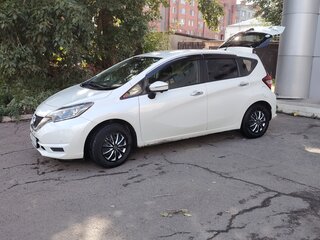 2019 Nissan Note II Рестайлинг, белый, 1100000 рублей, вид 5