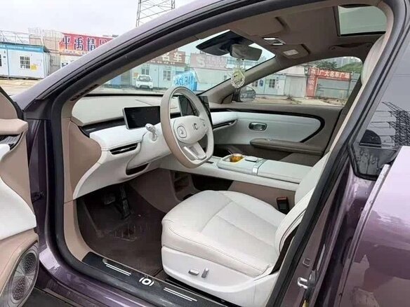 2026 Changan Qiyuan A06 28.39 kWh, фиолетовый, 2300000 рублей - вид 4