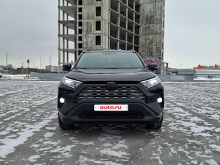 2020 Toyota RAV4 V (XA50), чёрный, 3500000 рублей, вид 1