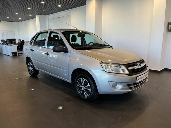 2014 Lada (ВАЗ) Granta I, серебристый, 451000 рублей