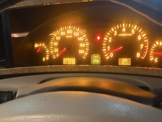 2003 Nissan Elgrand II (E51), белый, 650000 рублей, вид 4