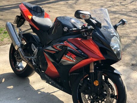 2007 Suzuki GSX-R 1000, красный, 685000 рублей, вид 1
