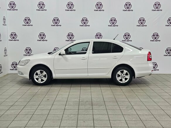 2013 Skoda Octavia II (A5) Рестайлинг, белый, 995000 рублей - вид 7