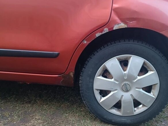 2007 Nissan Note I, красный, 395000 рублей - вид 8