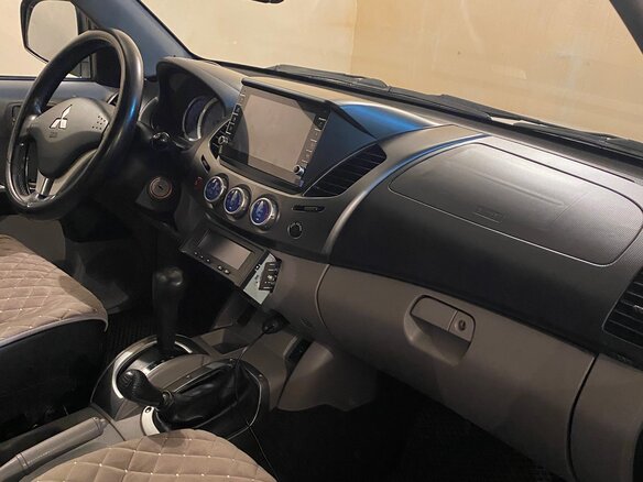 2008 Mitsubishi L200 IV, серебристый, 1570000 рублей - вид 6