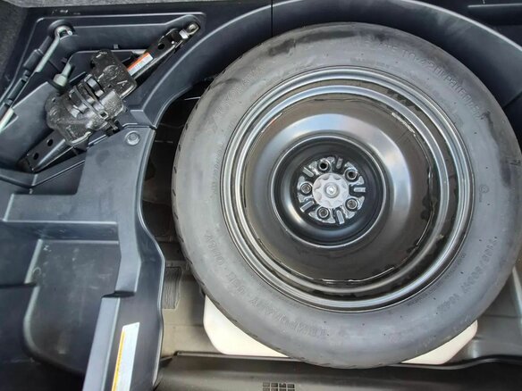 2020 Lexus NX 300 I Рестайлинг, чёрный, 3150000 рублей - вид 14