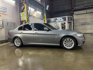 2009 BMW 3 серии 325i V (E90/E91/E92/E93) Рестайлинг, серый, 940000 рублей, вид 3