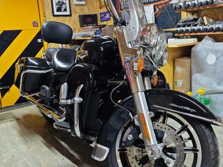 2019 Harley-Davidson Road King, чёрный, 1800000 рублей, вид 1