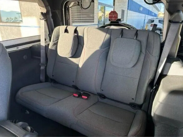 2025 Jeep Wrangler IV (JL) Рестайлинг, зелёный, 8561021 рублей - вид 20