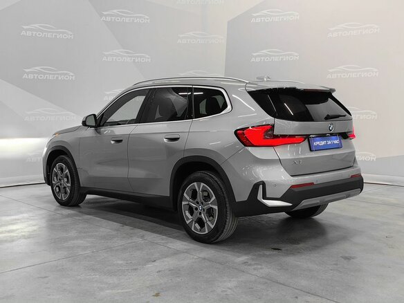 2023 BMW X1 28i xDrive III (U11/U12), серый, 4700000 рублей - вид 3
