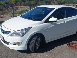 2014 Hyundai Solaris I Рестайлинг, белый, 647000 рублей, вид 1