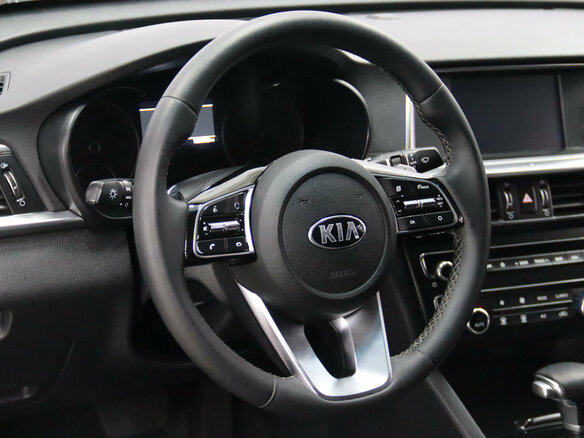 2019 Kia Optima IV Рестайлинг, белый, 1495950 рублей - вид 12