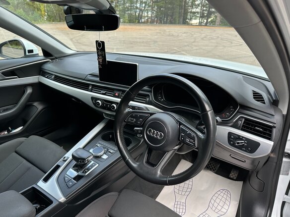 2016 Audi A4 V (B9), белый - вид 10