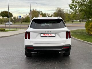 2024 Kia Sorento IV Рестайлинг, белый, 2960000 рублей, вид 4