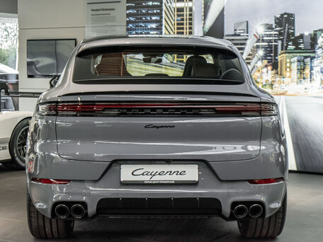 2026 Porsche Cayenne Coupé III Рестайлинг, серый, 22300000 рублей, вид 5