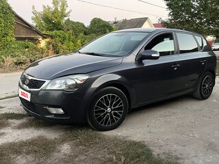 2011 Kia Ceed I Рестайлинг, серый, 500000 рублей, вид 1