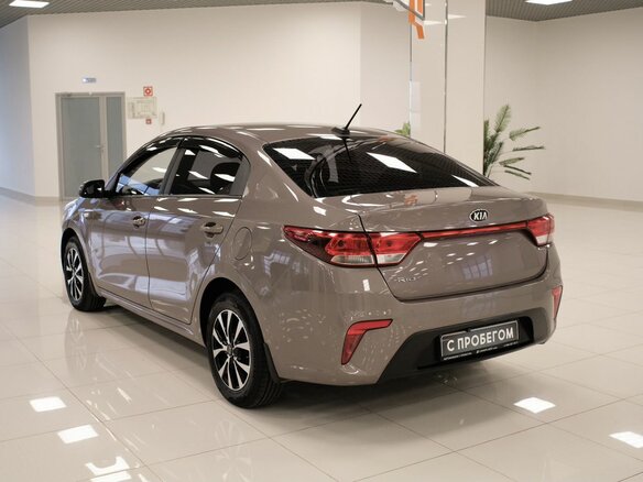 2018 Kia Rio IV, коричневый - вид 3