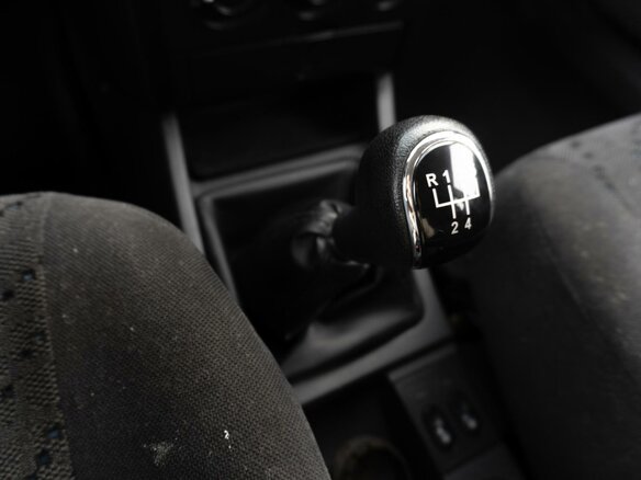 2010 Lada (ВАЗ) Priora I, чёрный, 379000 рублей - вид 17