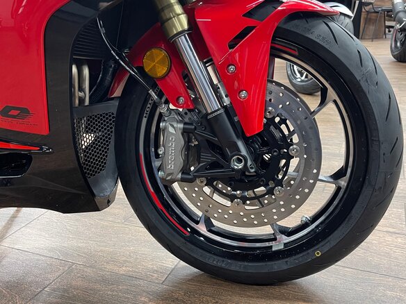 2026 QJMotor SRK 421 RR, красный, 629000 рублей - вид 13