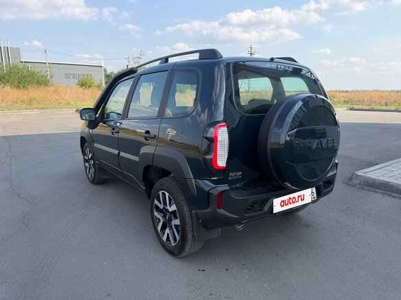 2023 Lada (ВАЗ) Niva Travel I, зелёный - вид 6