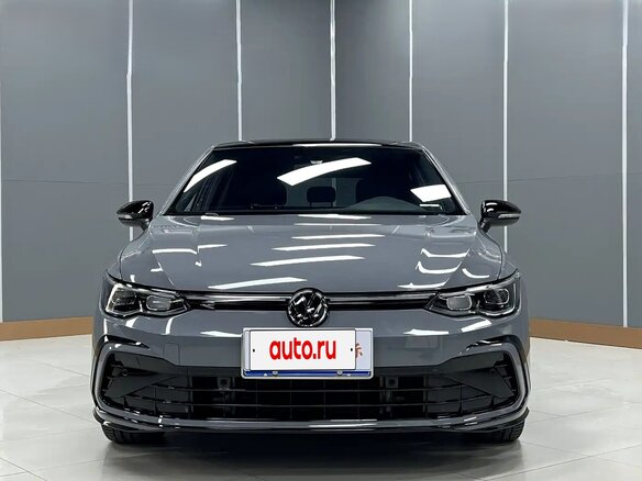 2022 Volkswagen Golf VIII, серый - вид 1