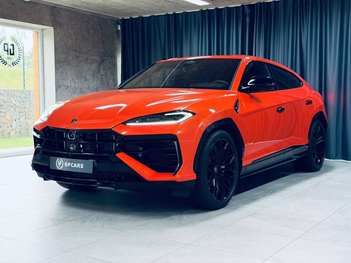 Открыть фотографии: Lamborghini Urus I Рестайлинг