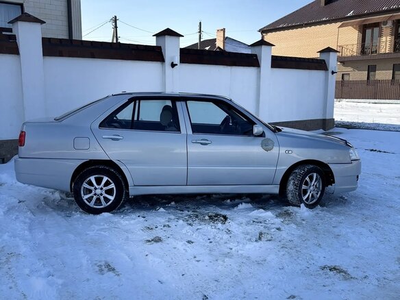 2011 Vortex Corda, серебристый, 200000 рублей - вид 2