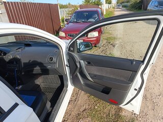 2011 Chevrolet Aveo I Рестайлинг, белый, 280000 рублей, вид 5