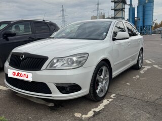 2010 Skoda Octavia RS II Рестайлинг, белый, 1030000 рублей, вид 2