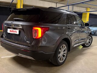 2020 Ford Explorer VI, серый, 3900000 рублей, вид 3