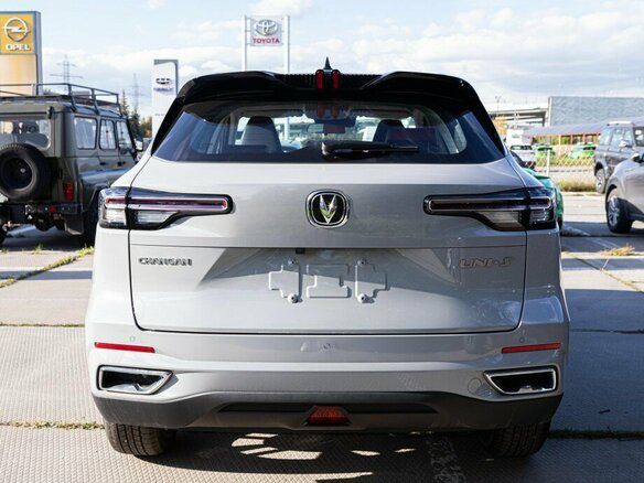 2026 Changan UNI-S I, серый, 3239600 рублей - вид 4