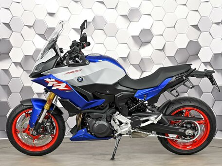 2025 BMW F 900 XR, синий, 1399000 рублей, вид 4