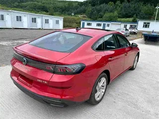 2023 Volkswagen Lamando L II, красный, 1650000 рублей, вид 4